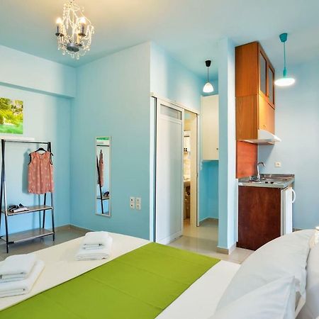 Ferienwohnung SEASIDE Old Venetian Harbour 1st Floor Chania  Exterior foto
