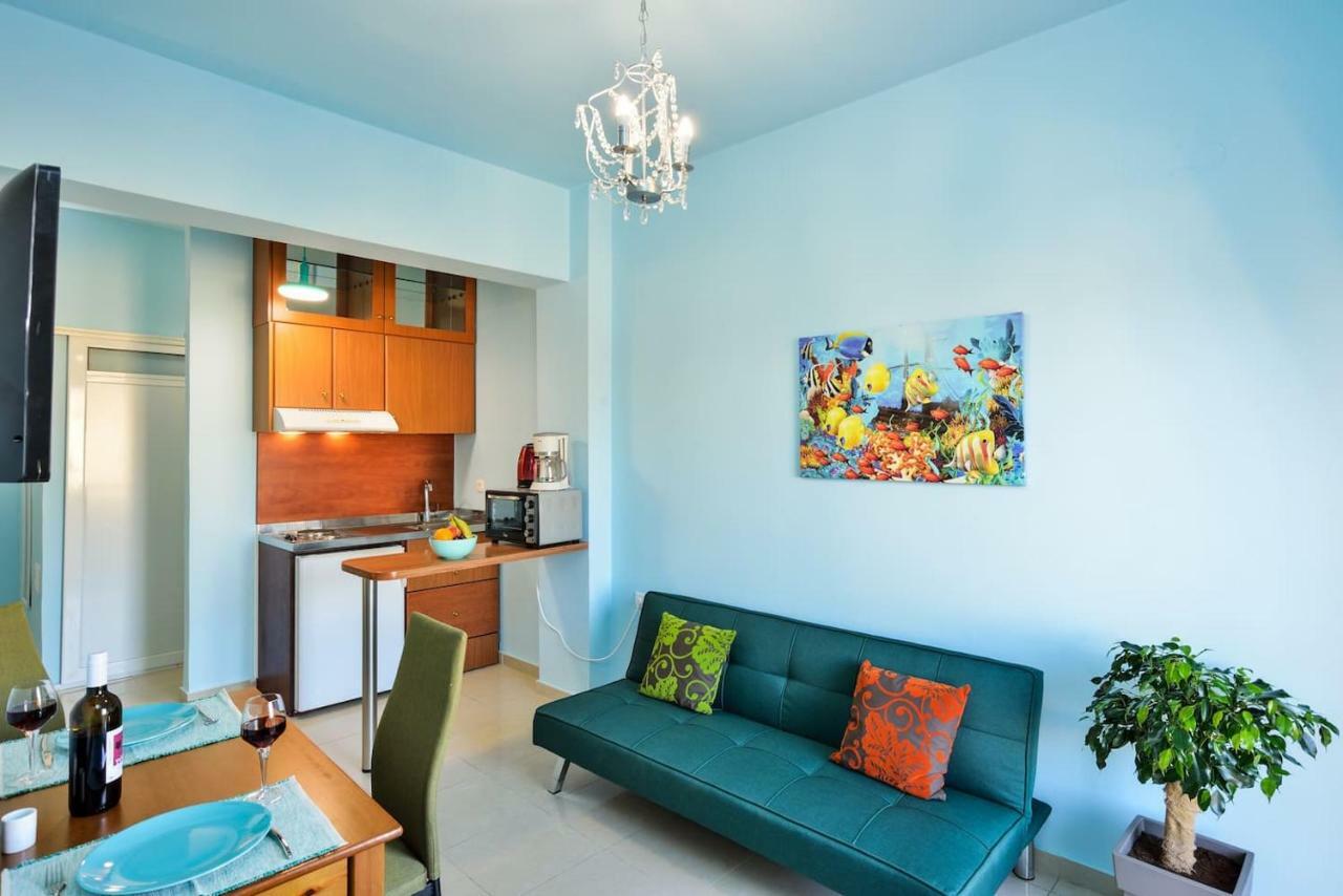 Ferienwohnung SEASIDE Old Venetian Harbour 1st Floor Chania  Exterior foto
